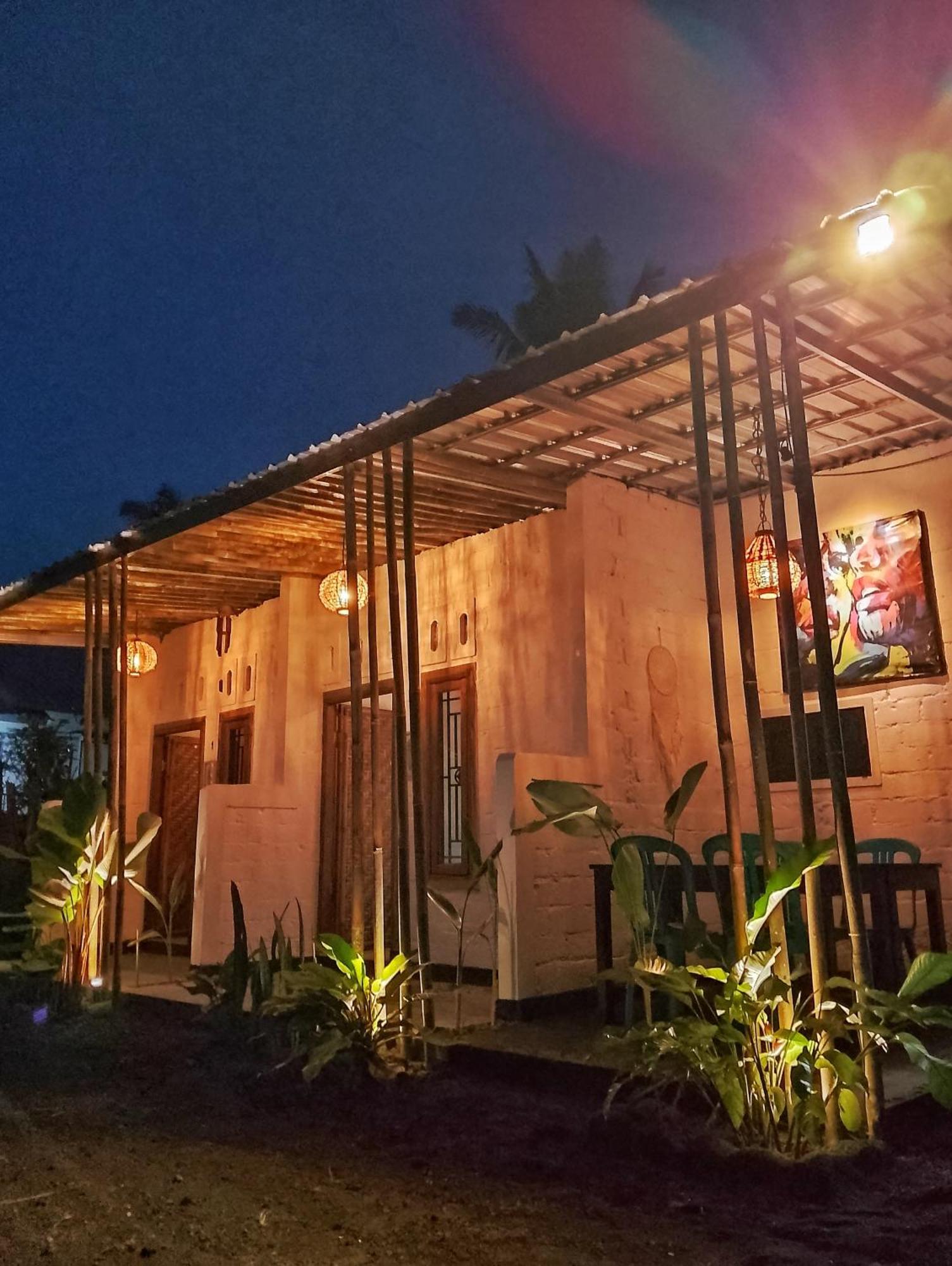 טטבאטו Alfarizi Homestay מראה חיצוני תמונה