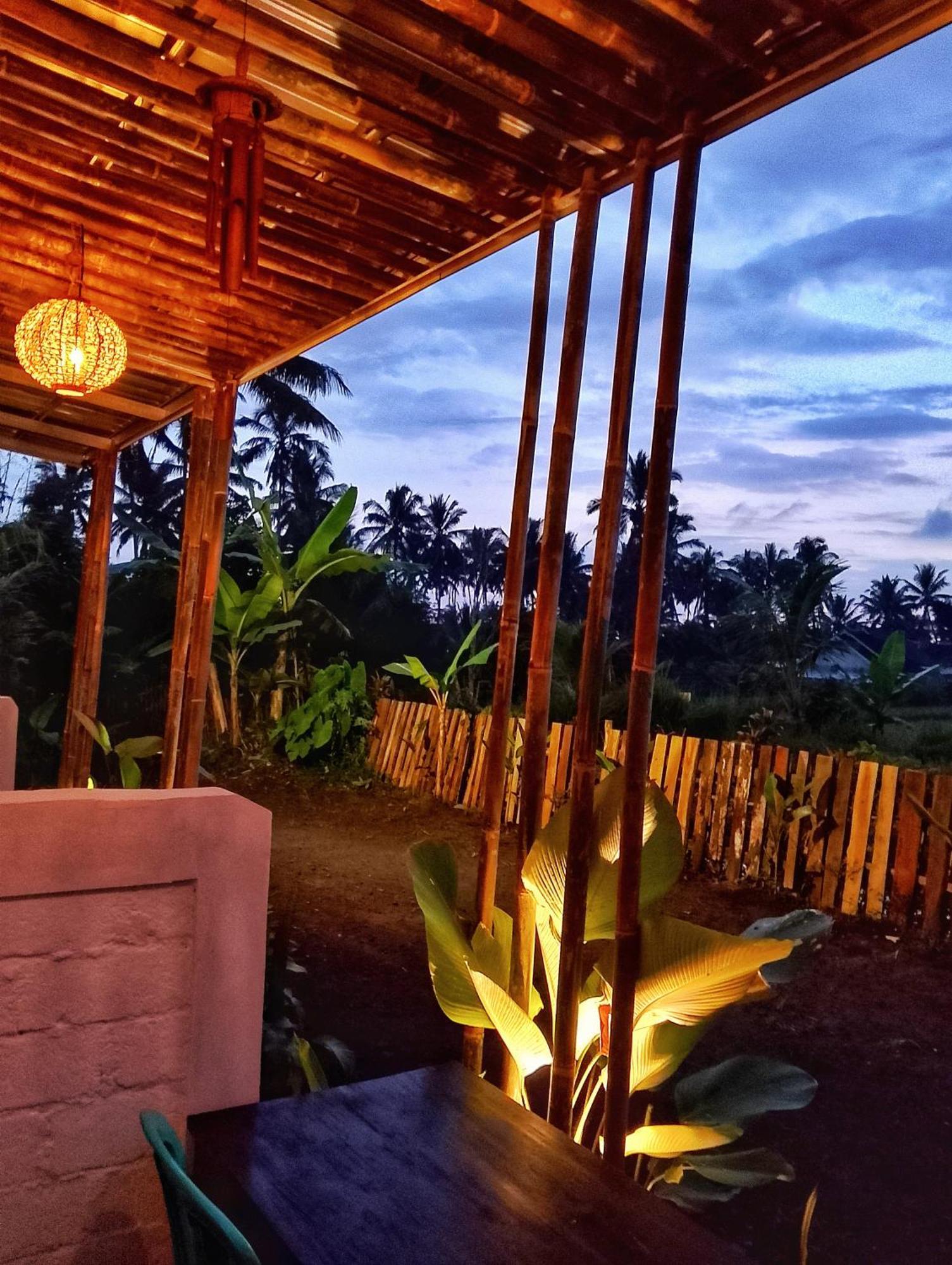 טטבאטו Alfarizi Homestay מראה חיצוני תמונה