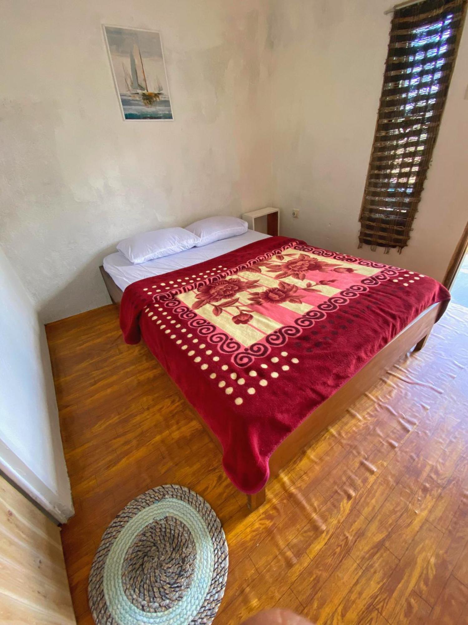 טטבאטו Alfarizi Homestay מראה חיצוני תמונה