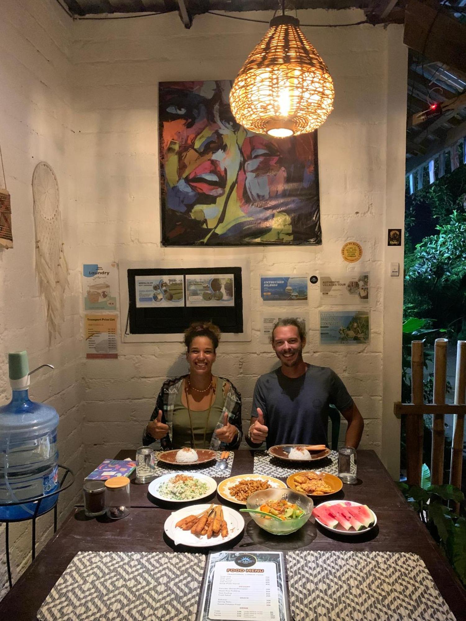 טטבאטו Alfarizi Homestay מראה חיצוני תמונה